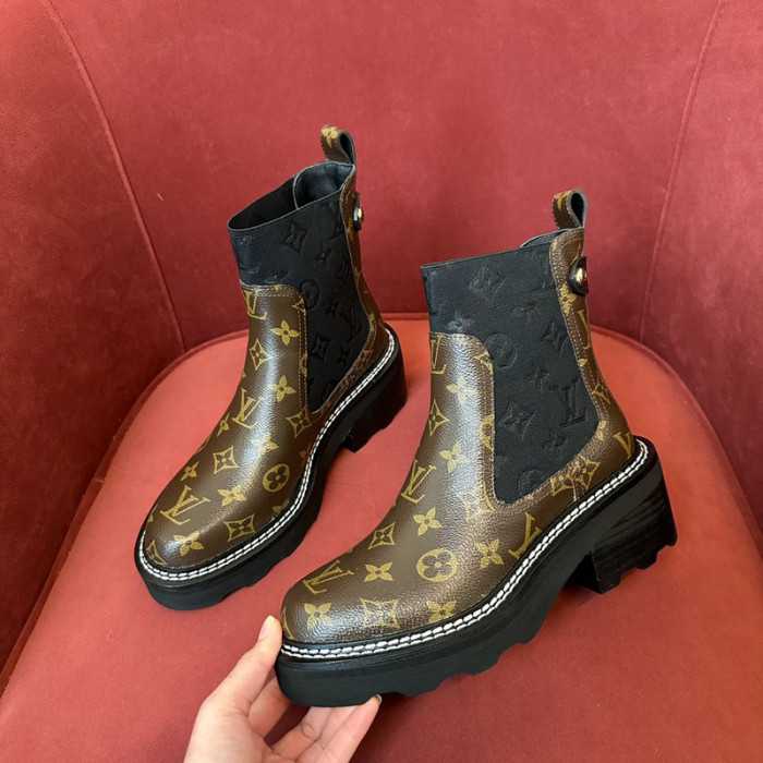 LVT BOOT COPSHOE L&V-481